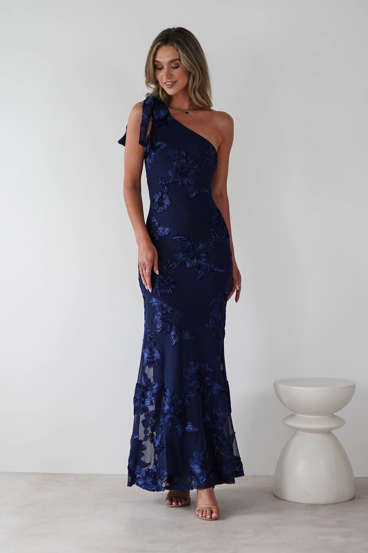 Thelma Floral Textured Maxi Dress Navy