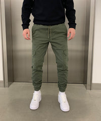 Crispin – Jogger-Cut Cargo Pants