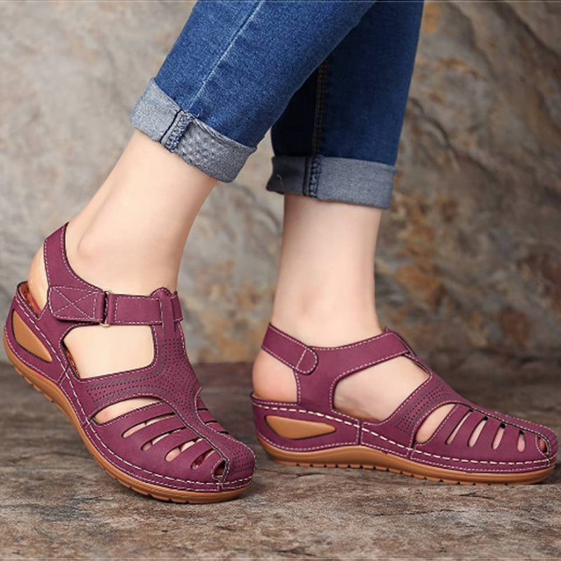 Verity – Comfort Sandals with a Gentle Lift