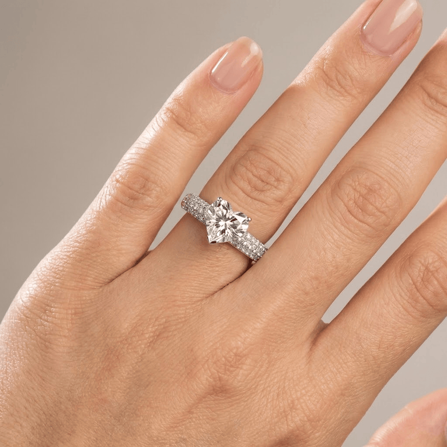 HEART DIAMOND SILVER PAVÉ RING