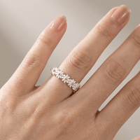 DAISY CLUSTER BAND RING - (ADJUSTABLE)