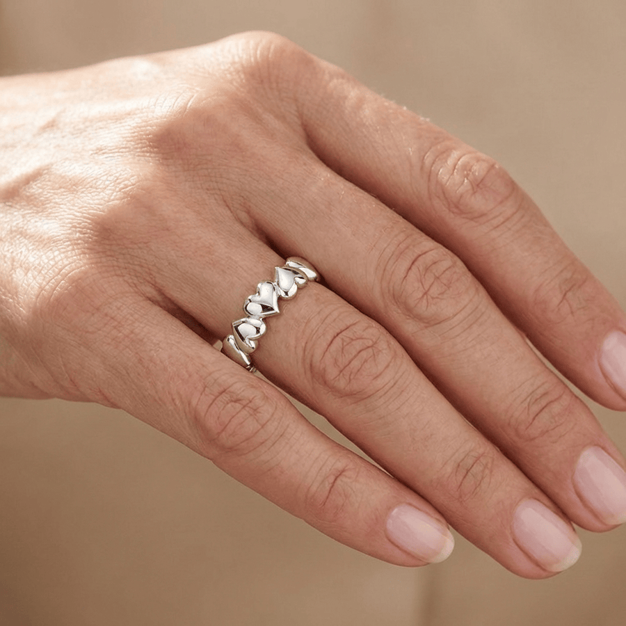 HEART OF ETERNITY BAND RING