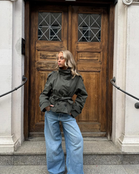 Millie – Cropped Trench Coat for Effortless Autumn Elegance