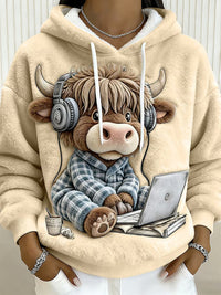 Maisie – Cozy Highland Cow Hoodie