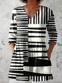 Nerina - Long Blouse with V-Neck