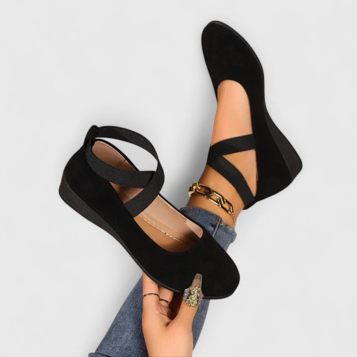 Jynna | Orthopedic Shoes Black
