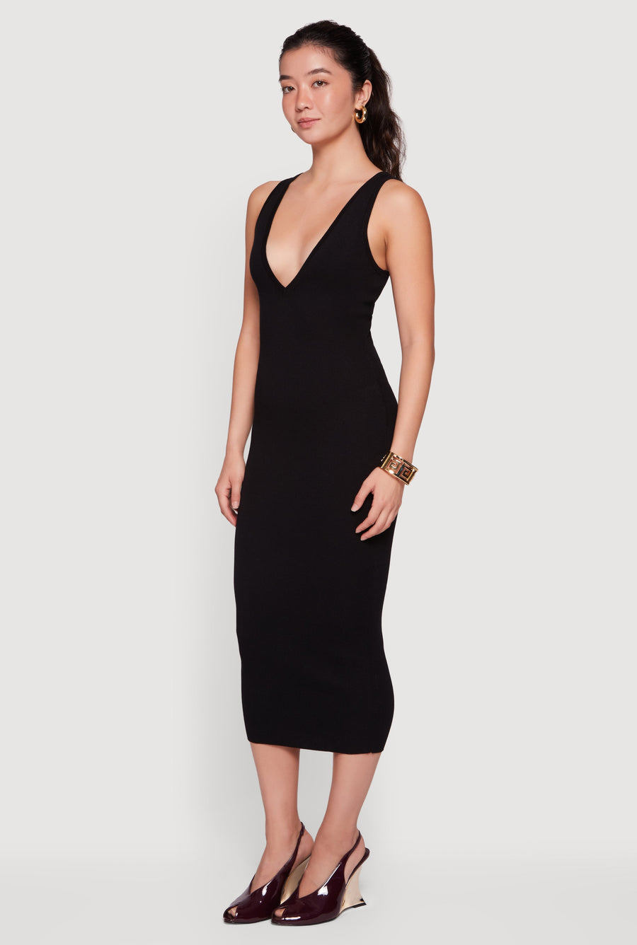 Plunge Neckline Sleeveless Midi Dress