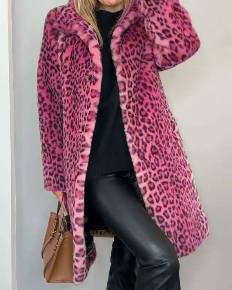 Chantelle - Elegant Leopard Coat