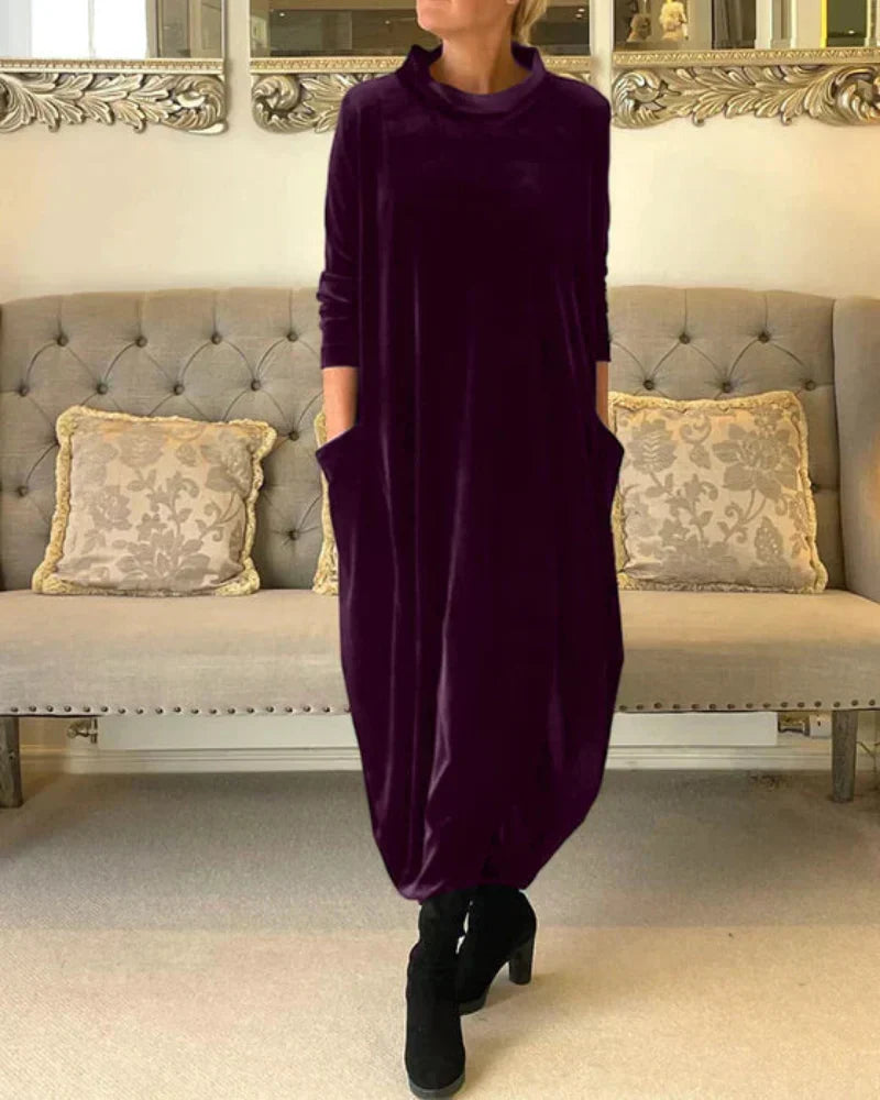Etta – Elegant Velvety Winter Dress with Pockets