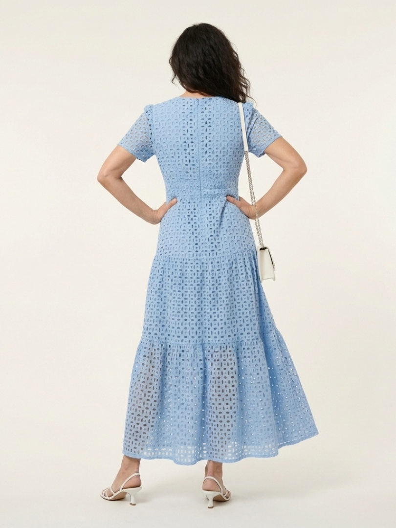 Effy – V-Neck Short Sleeve Tiered Midi Dress