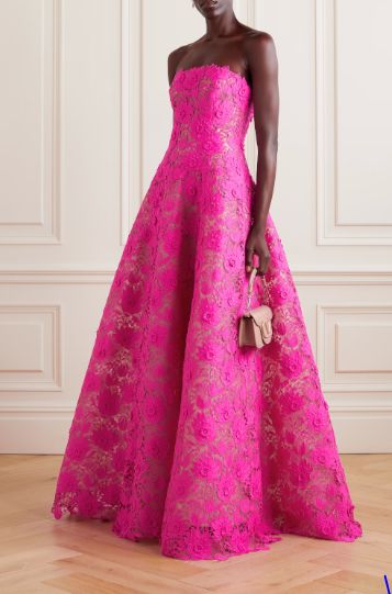 Oscar de la Renta Strapless Lace Gown Size 8 New With Tags Fuchsia