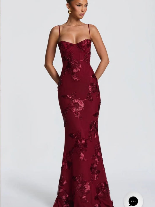 Dress Nefertiti Burgundy Floral Dress Color: Red Size: Xs