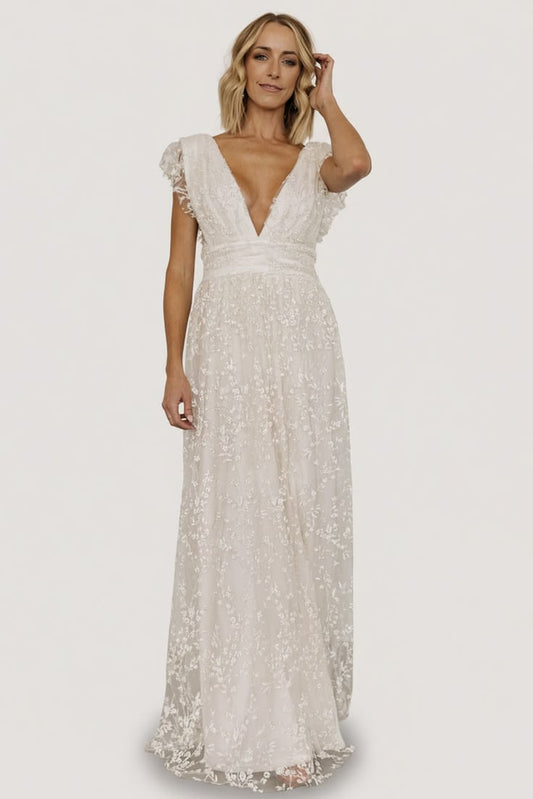 Womens Arlene Shimmer Gown Ivory Size: 1Xl