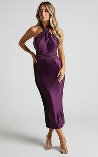 Marlette Midi Dress Pleated Open Back Halter Dress In Aubergine