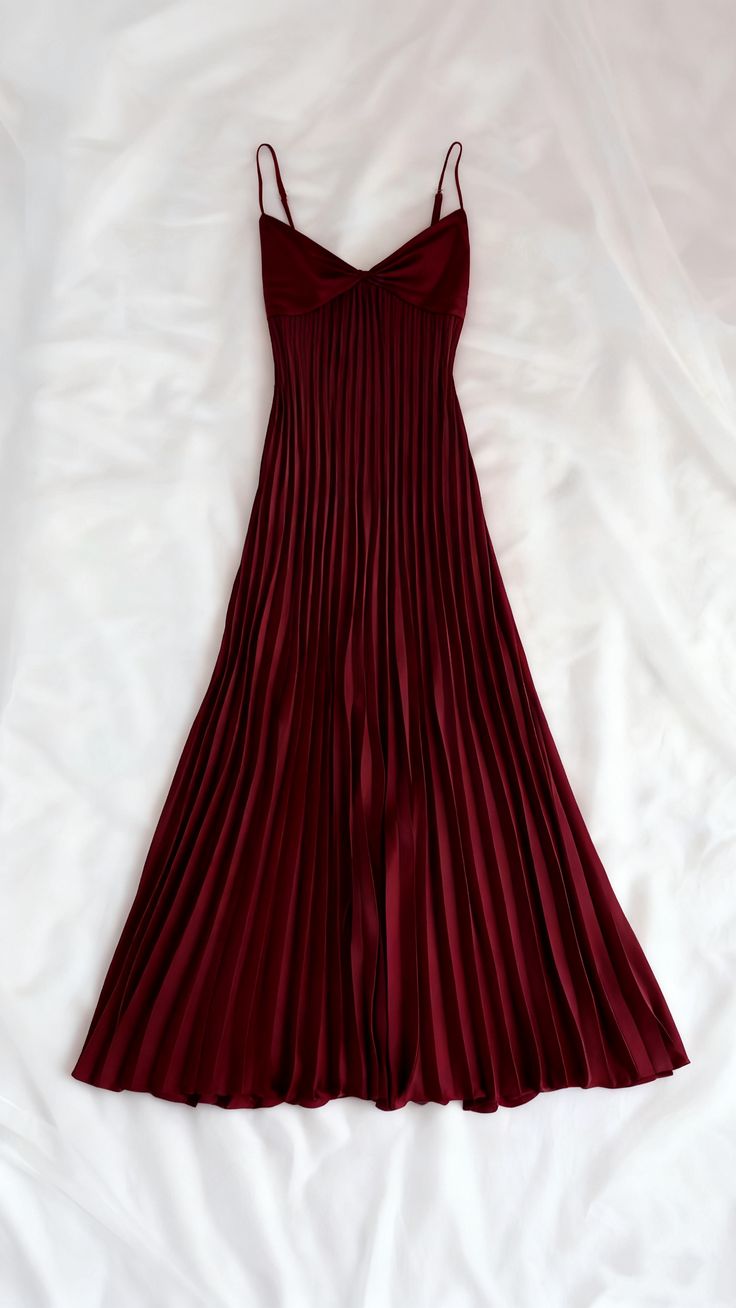 Champagne Spaghetti Straps Long Prom Dress Pleated Evening Dress Royal