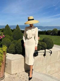 Cerys - Fitted Midi Dress with Long Sleeves