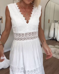 Aubrey - Lace V-Neck Maxi Dress