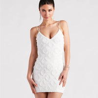 Dress 's A Lace Romance V Neck Strappy Dress Color: White Size: L