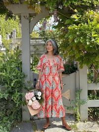 Bella – Paisley Print V-Neck Short Sleeve Midi Dress