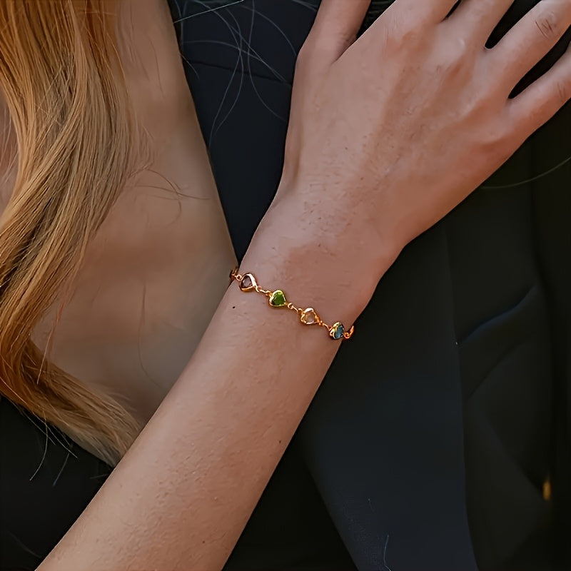 Clarah – Heart Charm Bracelet