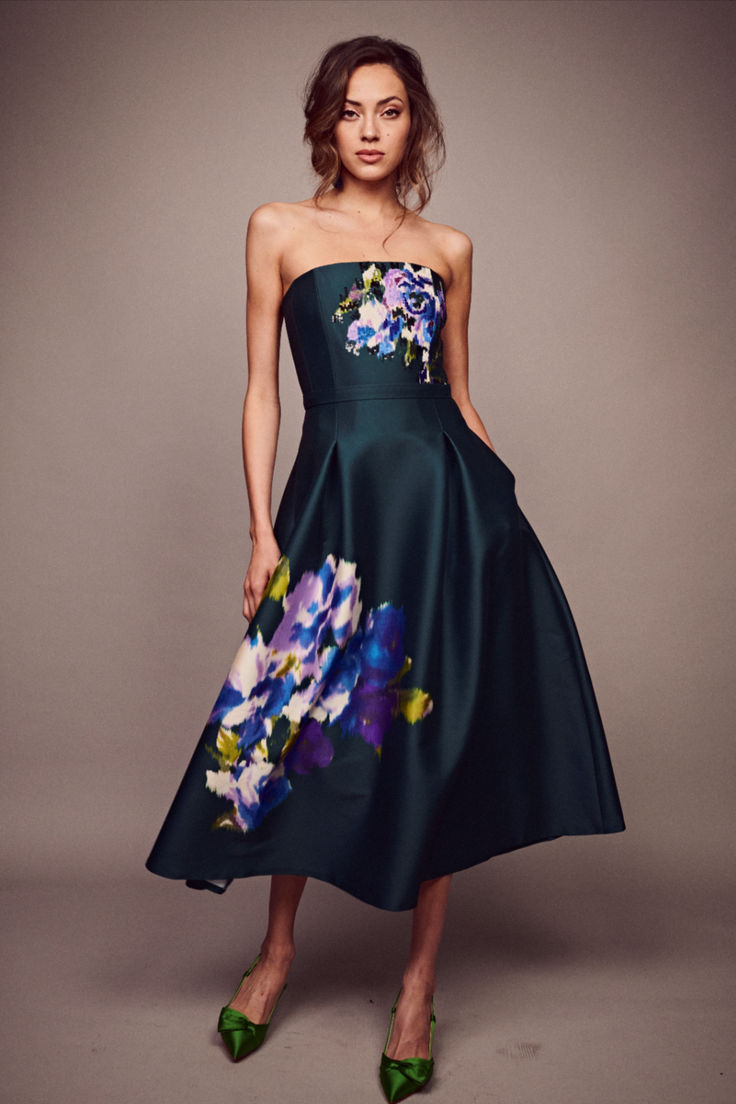 Shay Dress In Forest Green Placement Ikat
