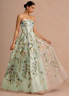 Evangeline White Maxi Dress
