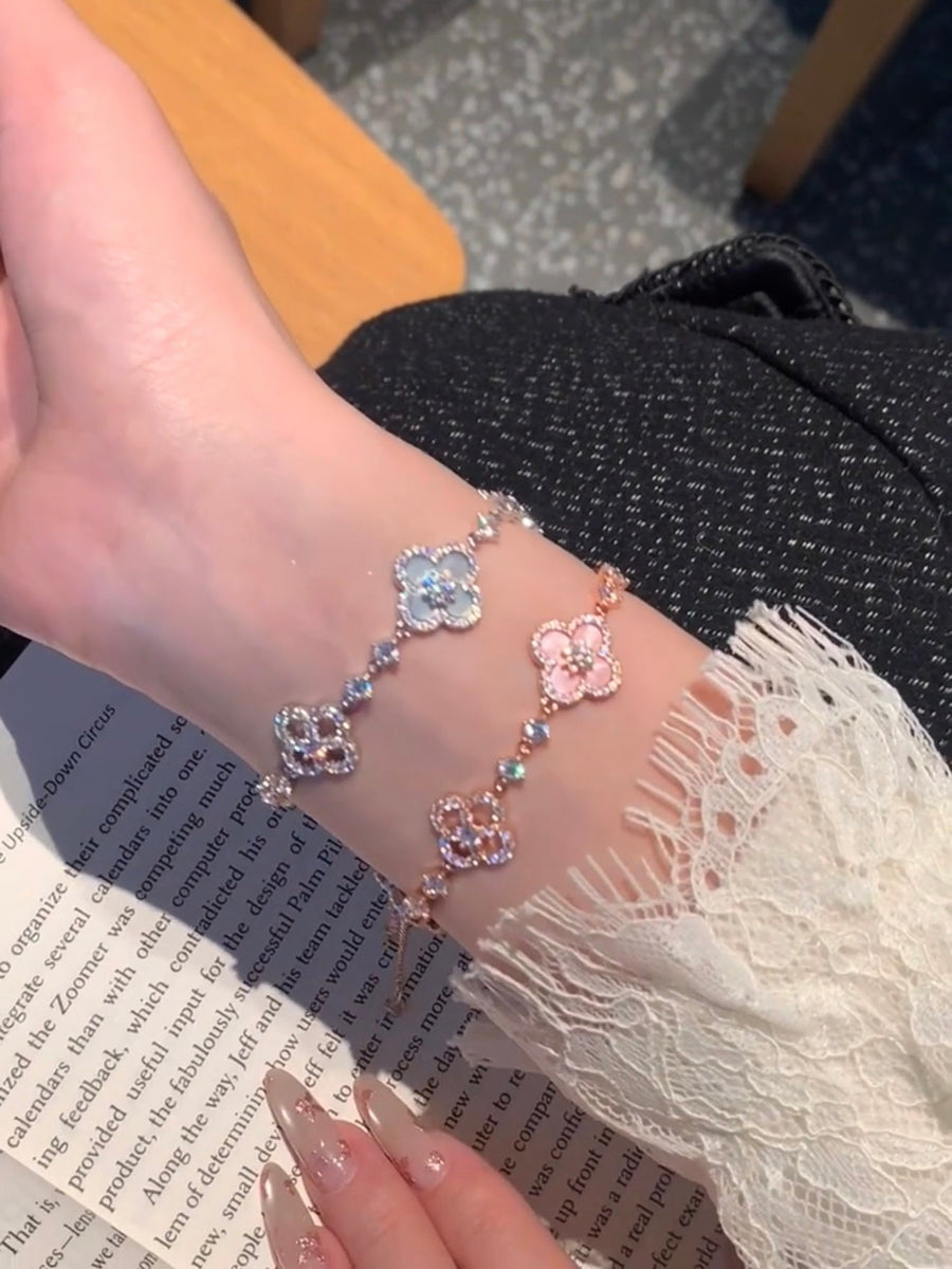 Cleef Bracelet Collection