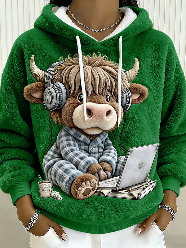 Maisie – Cozy Highland Cow Hoodie