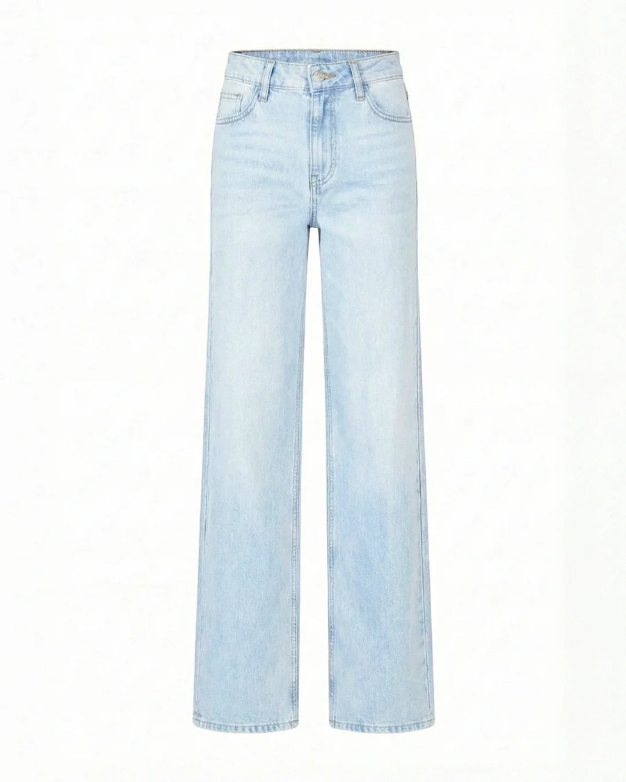 Linnea – Mid Rise BBL Wide Leg Jeans