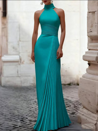 Elegant Sheath Pleated Halter Neck Evening Gown