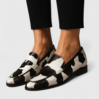Quinzee | Cushioned Elegance Loafers Black and White