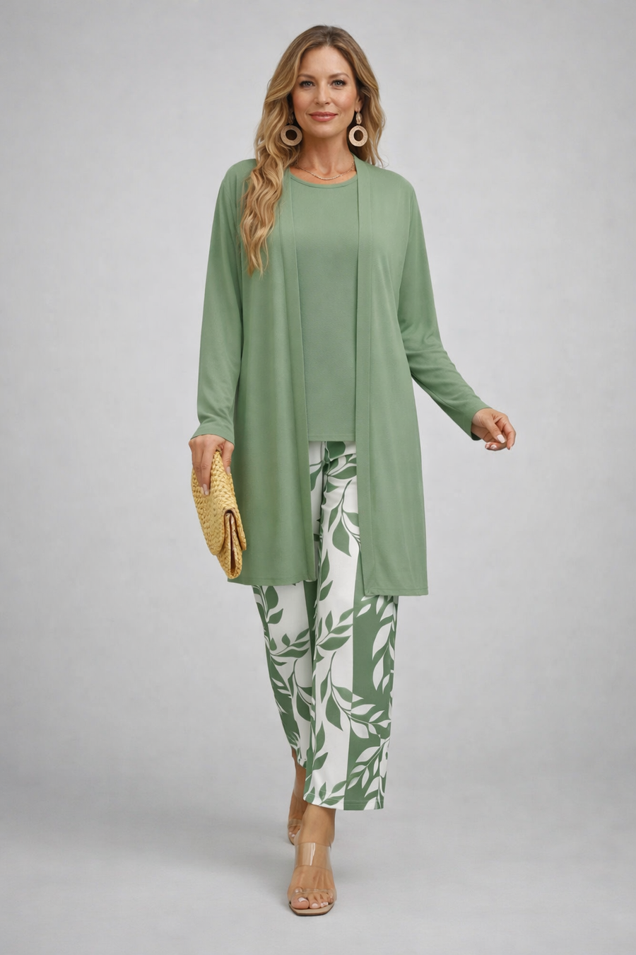 Aeris – Elegant Three-Piece Set