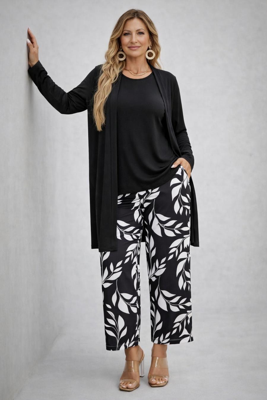 Ione – Elegant Three-Piece Set