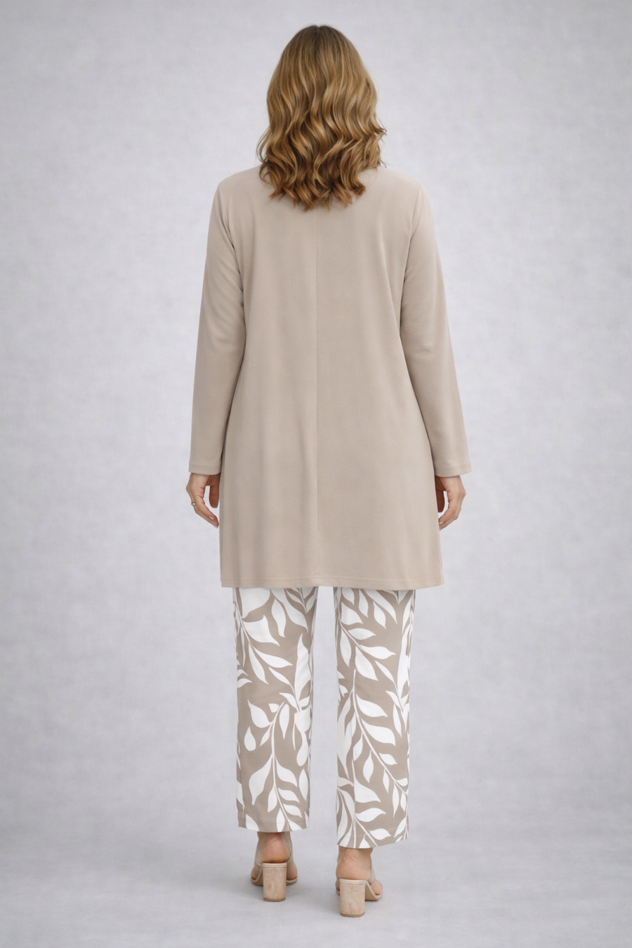 Gaia – Elegant Three-Piece Set