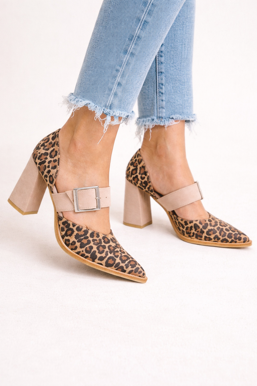 Virela Leopard Buckle Block Heel Shoes