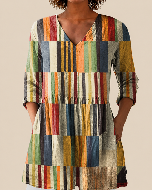 Wendy – Long Blouse with Statement Pattern
