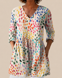 Lilia – Long Blouse with Statement Pattern