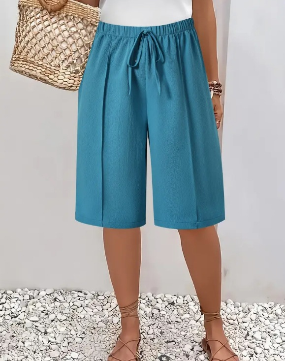 Nadia – Elegant Comfort Shorts