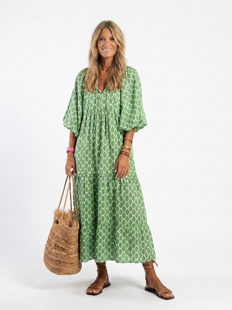 Edie – Patterned V-Neck Three-Quarter Sleeve Midi Dress