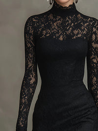 Amanda – Elegant Black Lace Maxi Dress