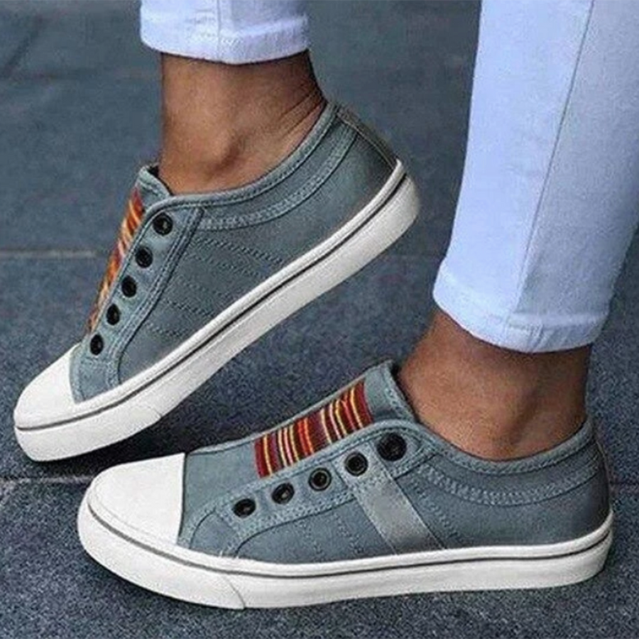 Vira – Casual Slip-On Sneakers