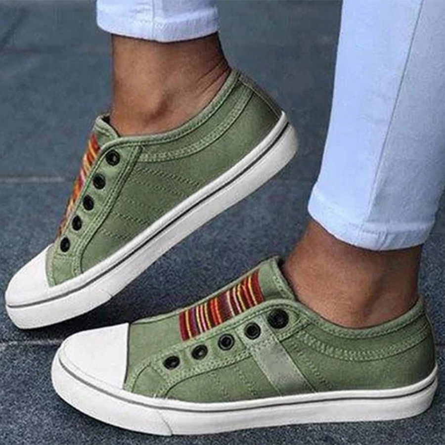 Vira – Casual Slip-On Sneakers