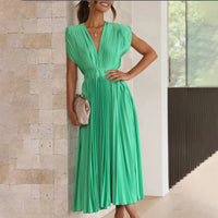 Evie - Timeless Pleated Midi Dress