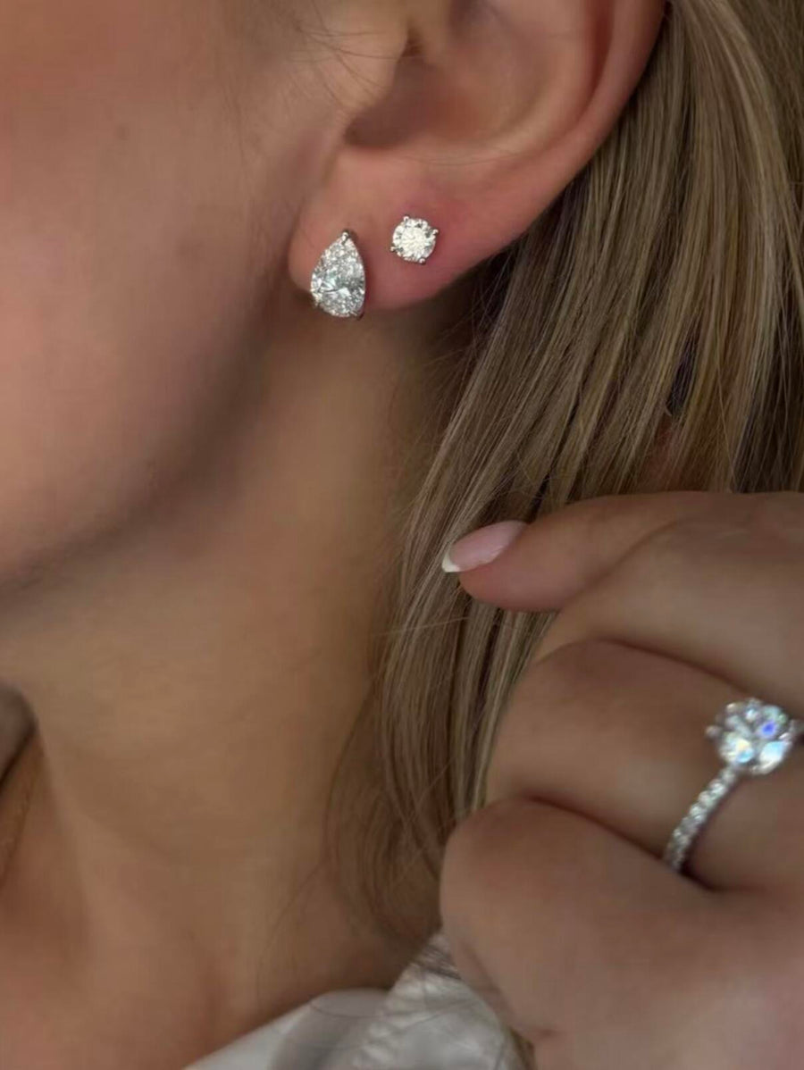 2ct Drop-Shaped Diamond Necklace