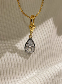 2.4ct Drop-Shaped Diamond Black Gold Necklace