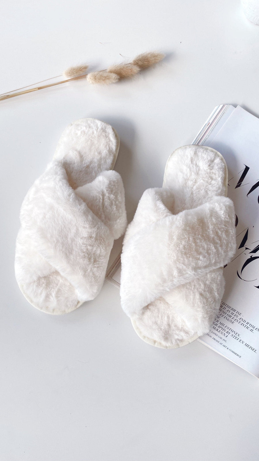 Jeessy Faux Fur Slippers