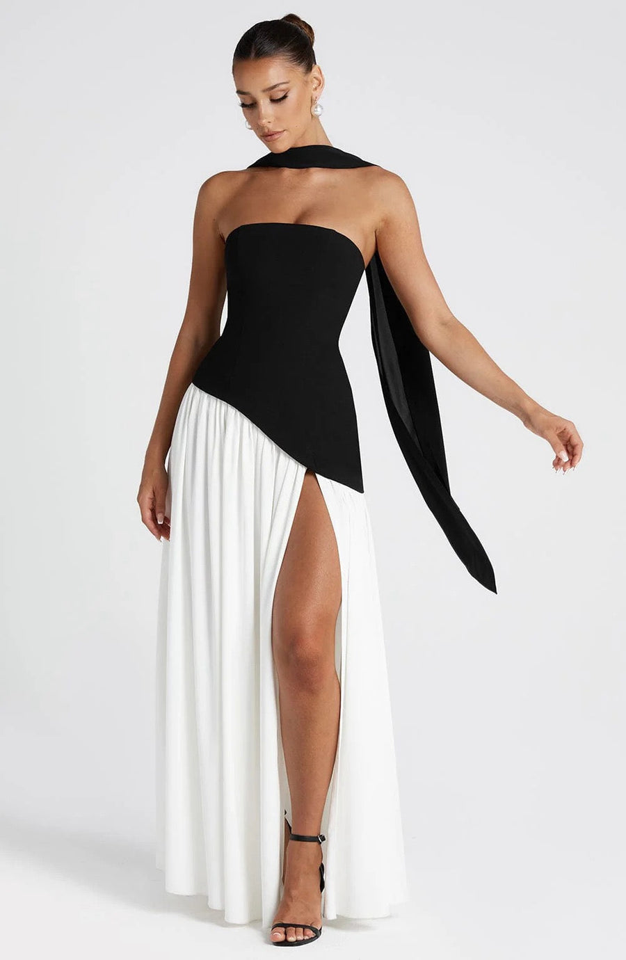 Black/White