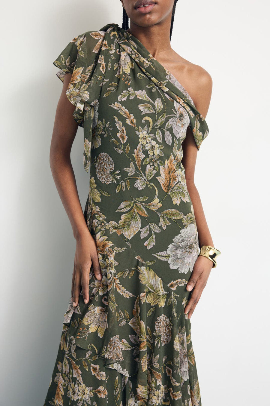 Kanerite Asymmetric Floral Gown