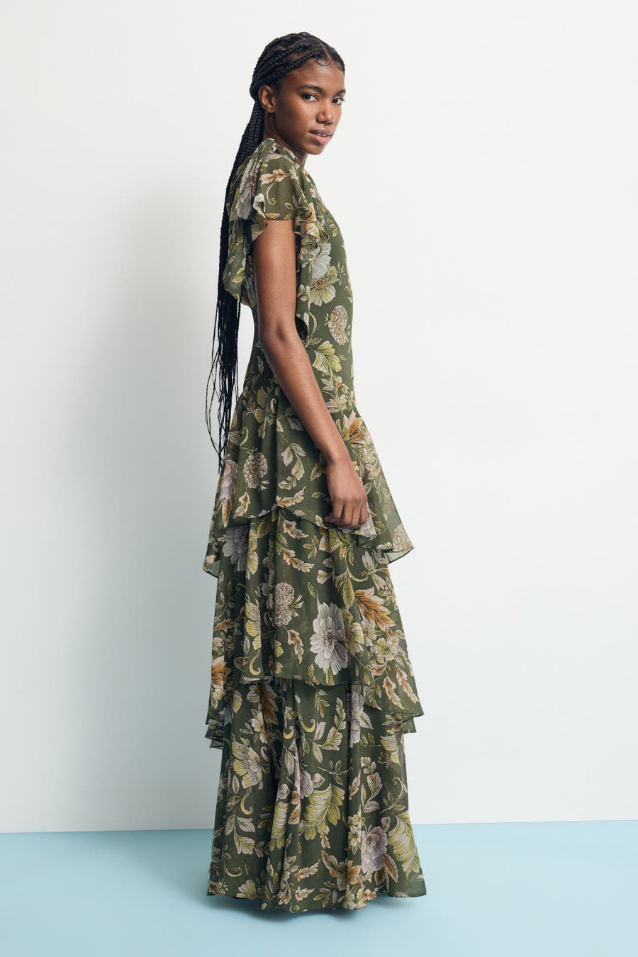 Kanerite Asymmetric Floral Gown