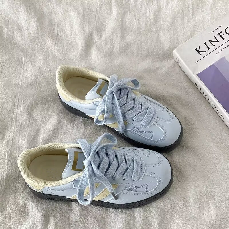 Maia Youthful Sneakers